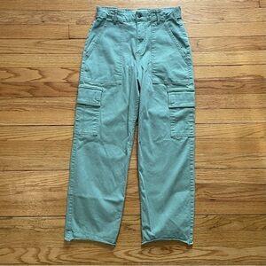 Hollister - Green Cargo Pants